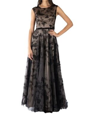 Rene Ruiz Illusion Butterfly Embroidered Dress
Size 8
